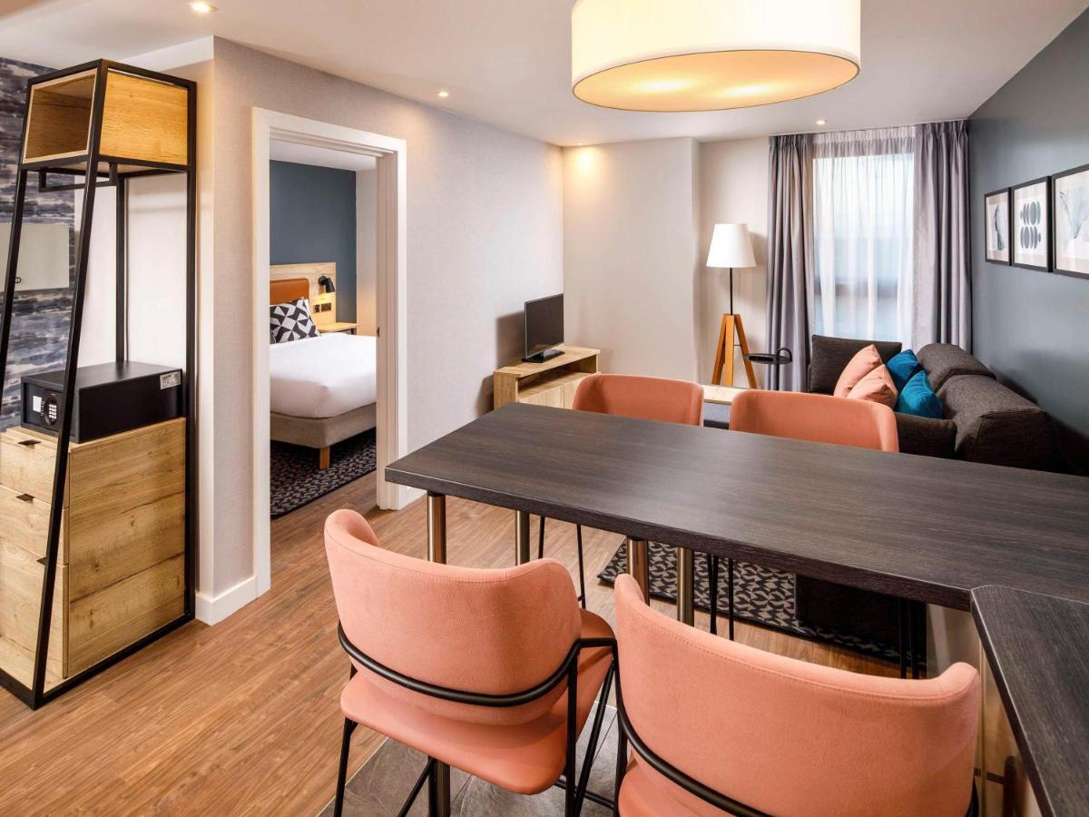 Aparthotel Adagio London Sutton Point Eksteriør billede